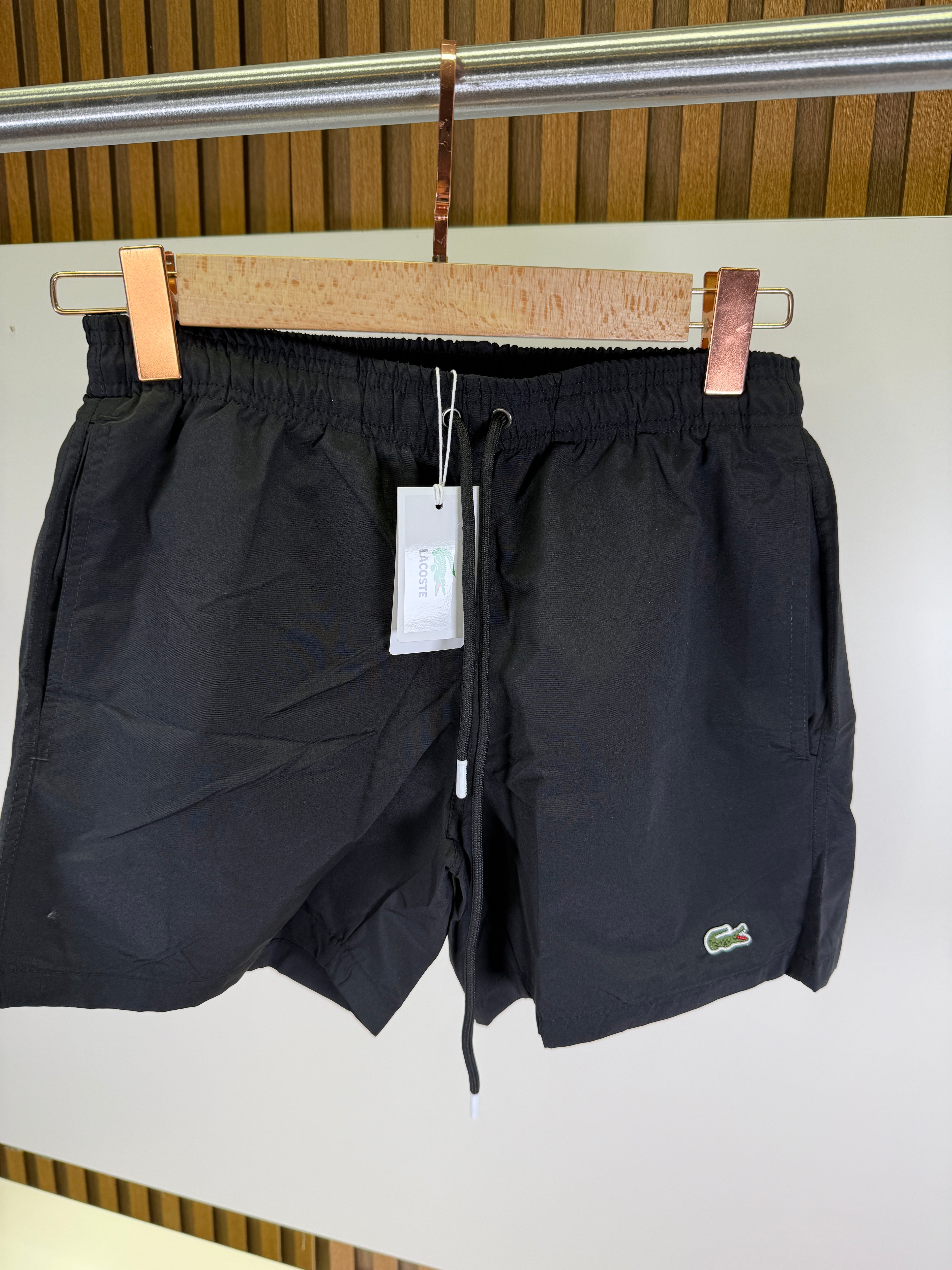 Lacoste deniz şortu