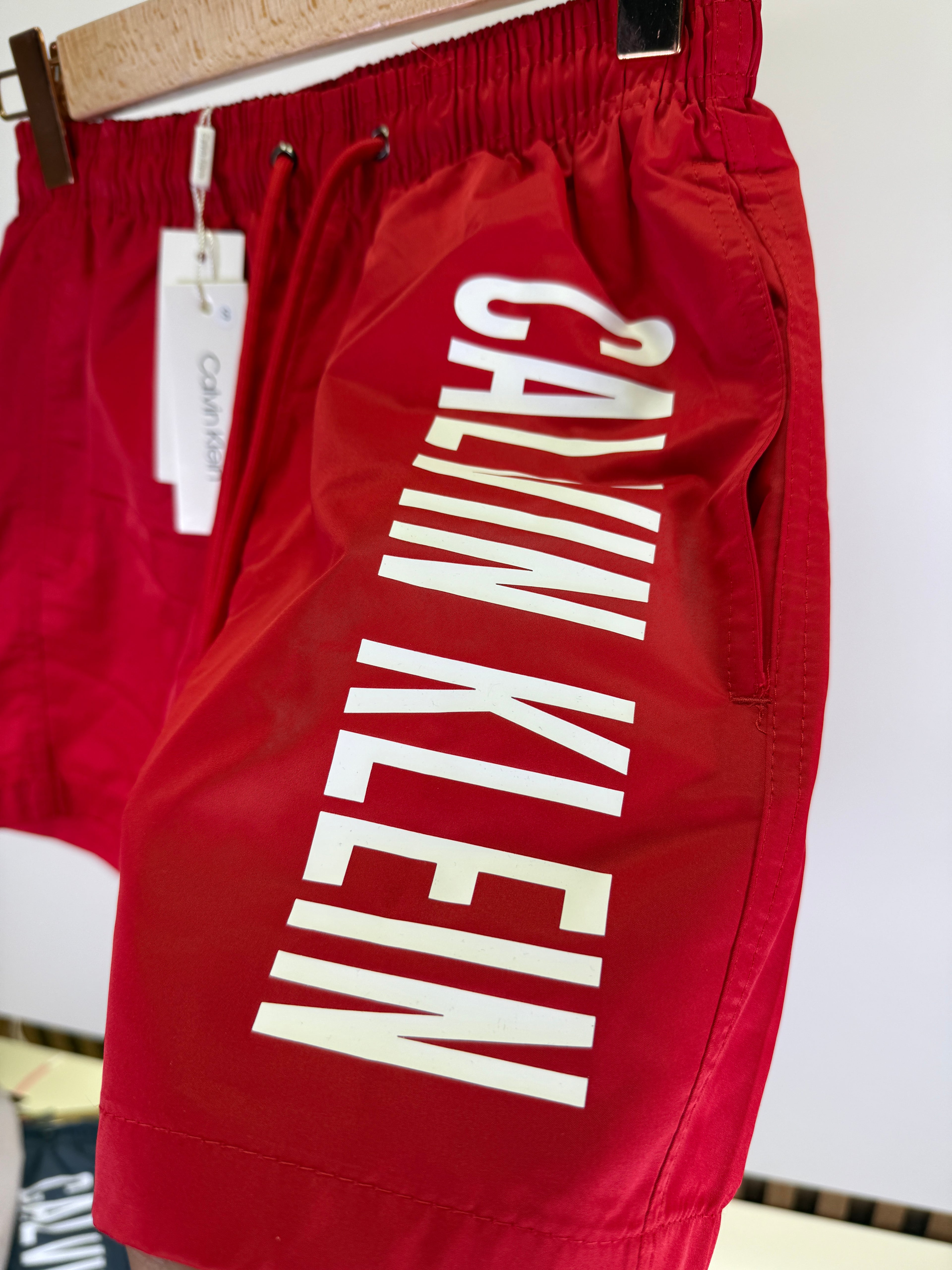 Calvin klein deniz şortu