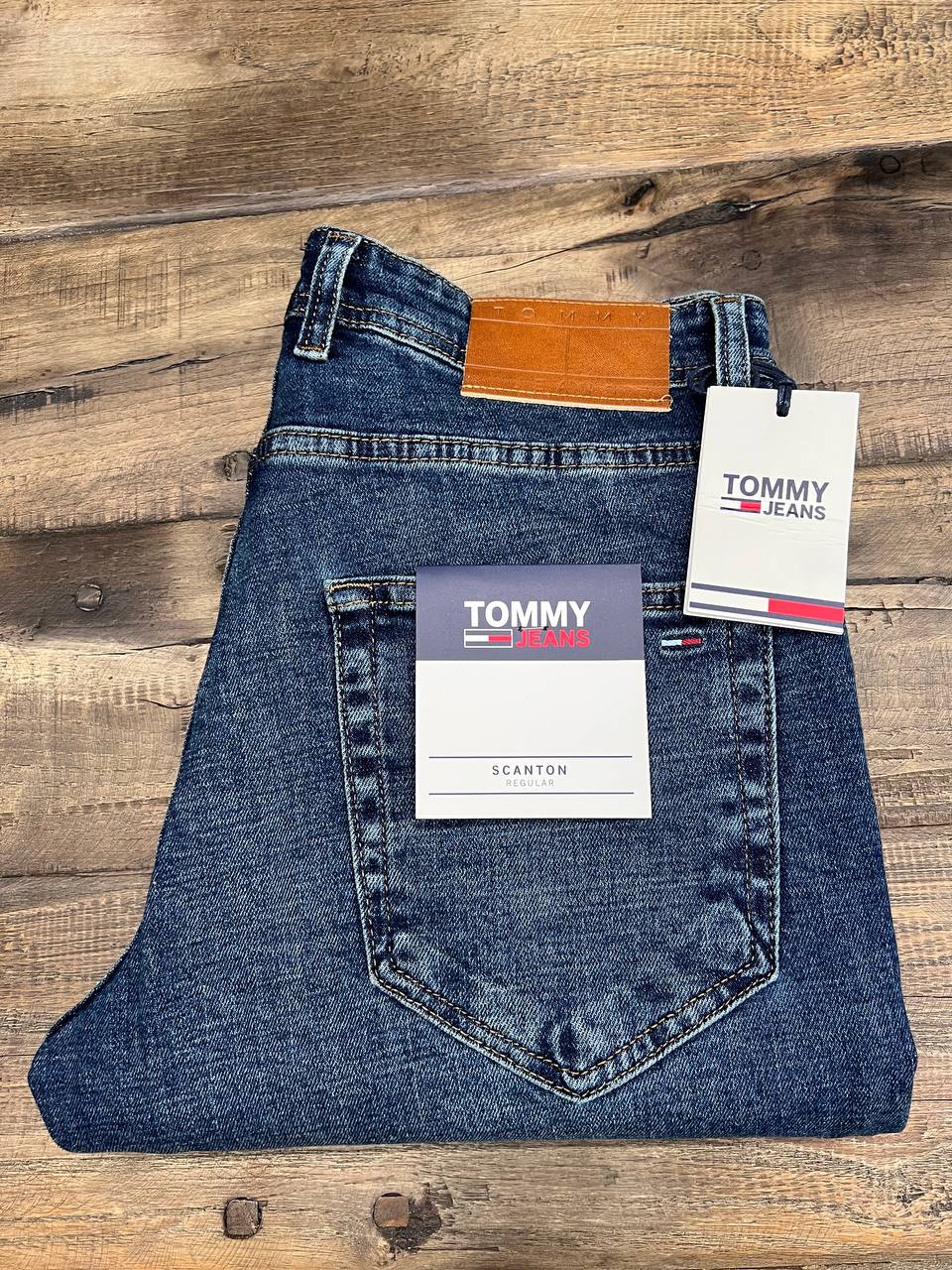 Tommy Hilfiger