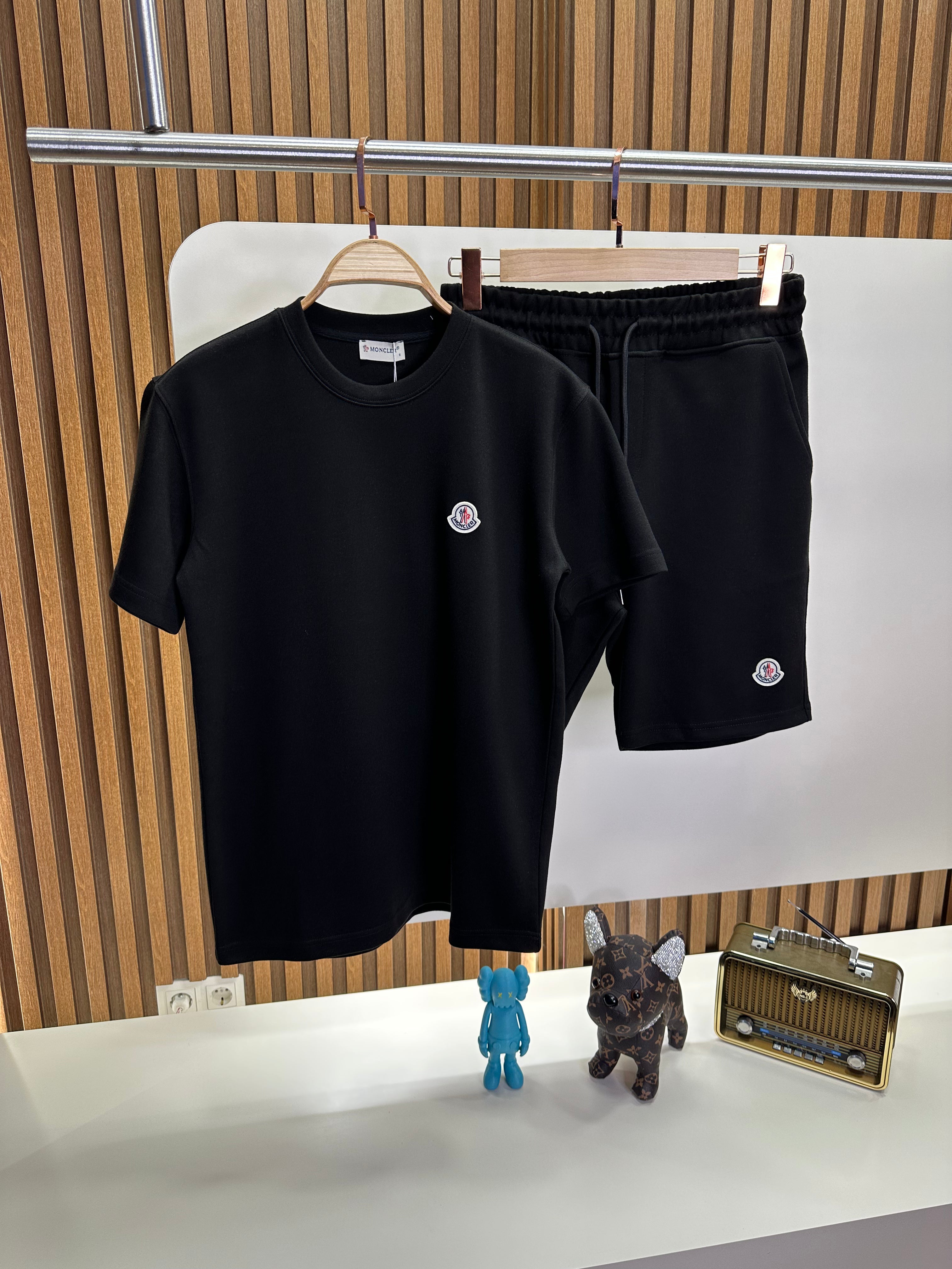 Moncler klasik
