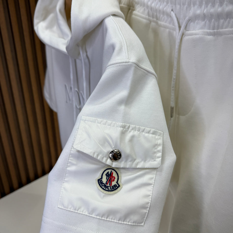 Moncler nakış logo