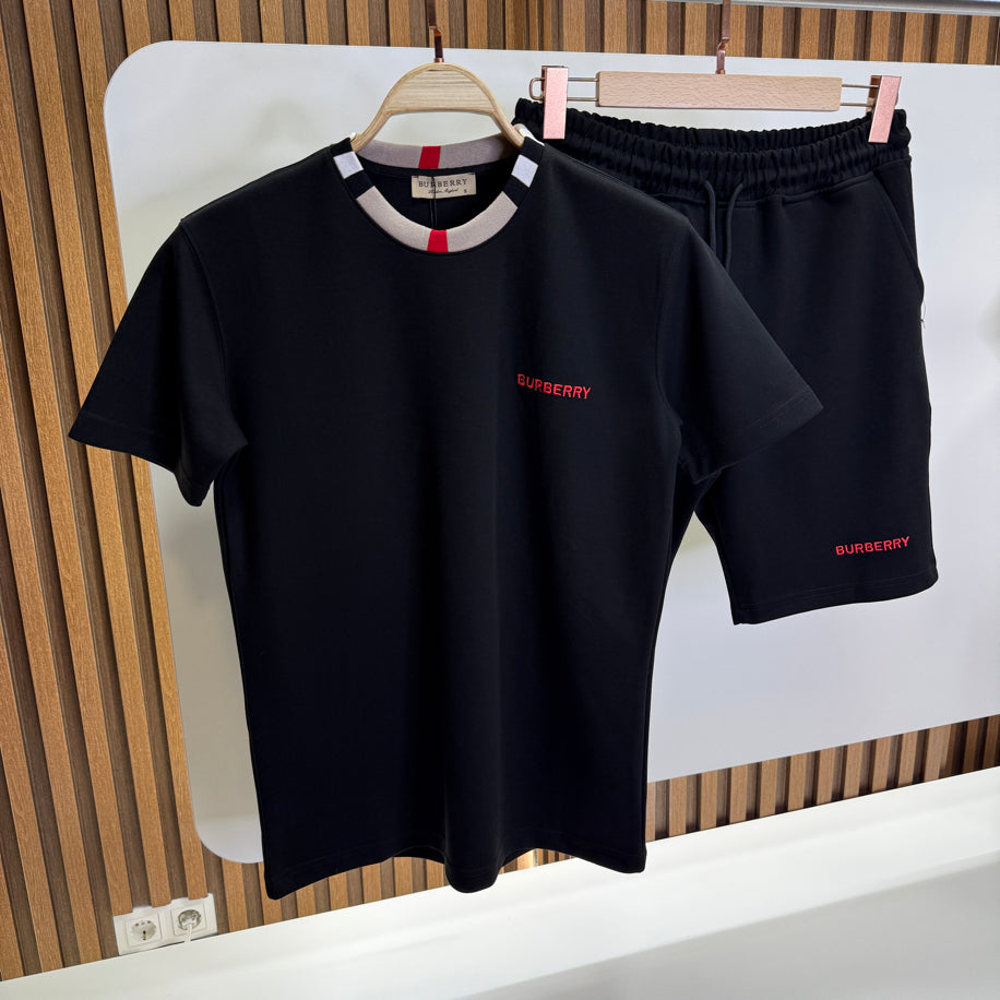 Burberry nakış logo