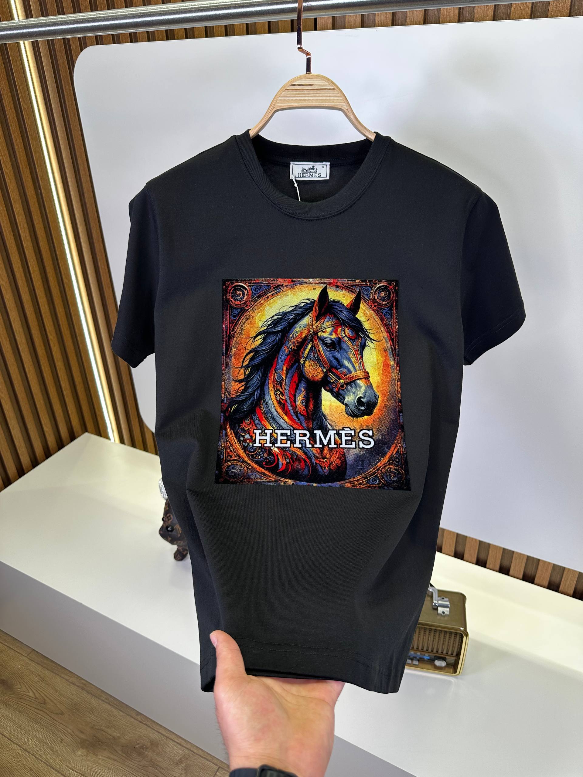 Hermes premium